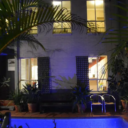 Newtown Backpackers-2